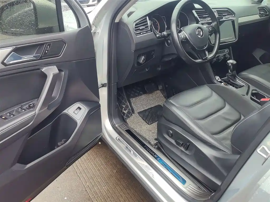 Volkswagen Tiguan L 2019 — фото 16