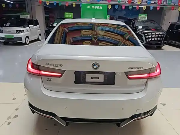 BMW i3 2023