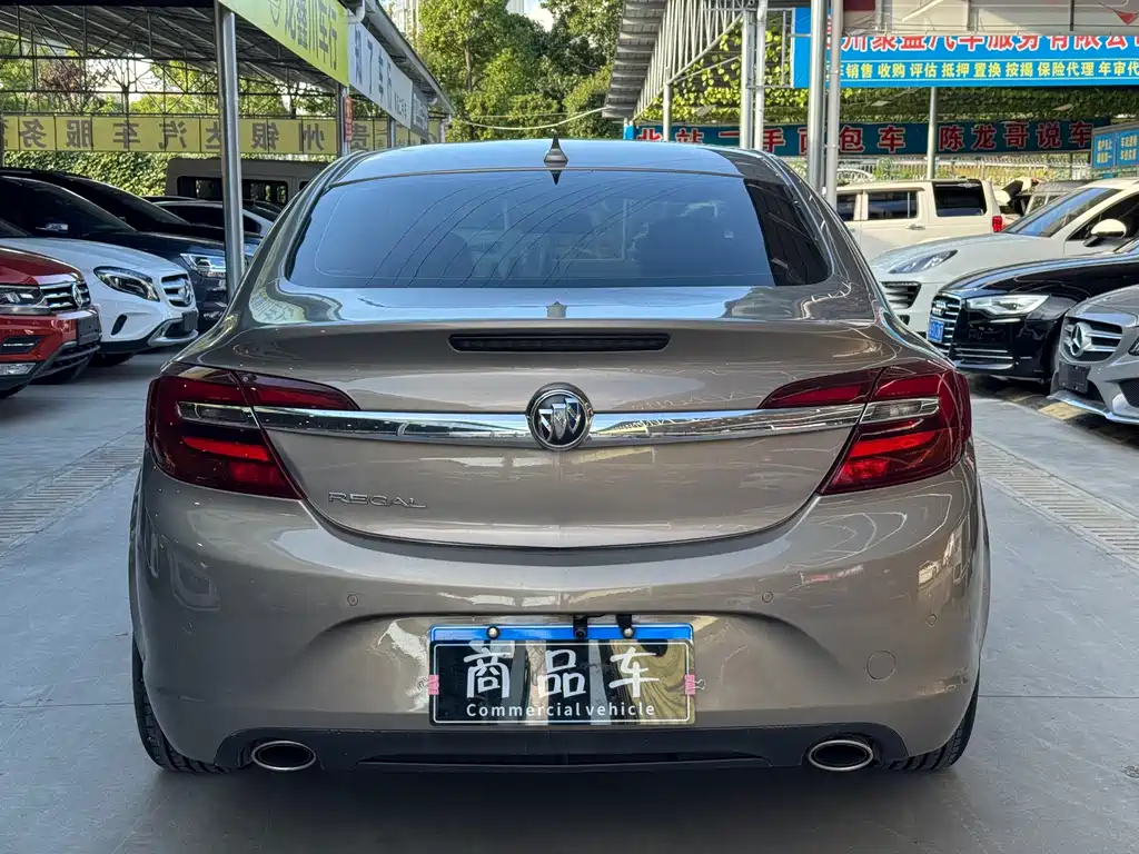 Buick Regal 2017 — фото 16