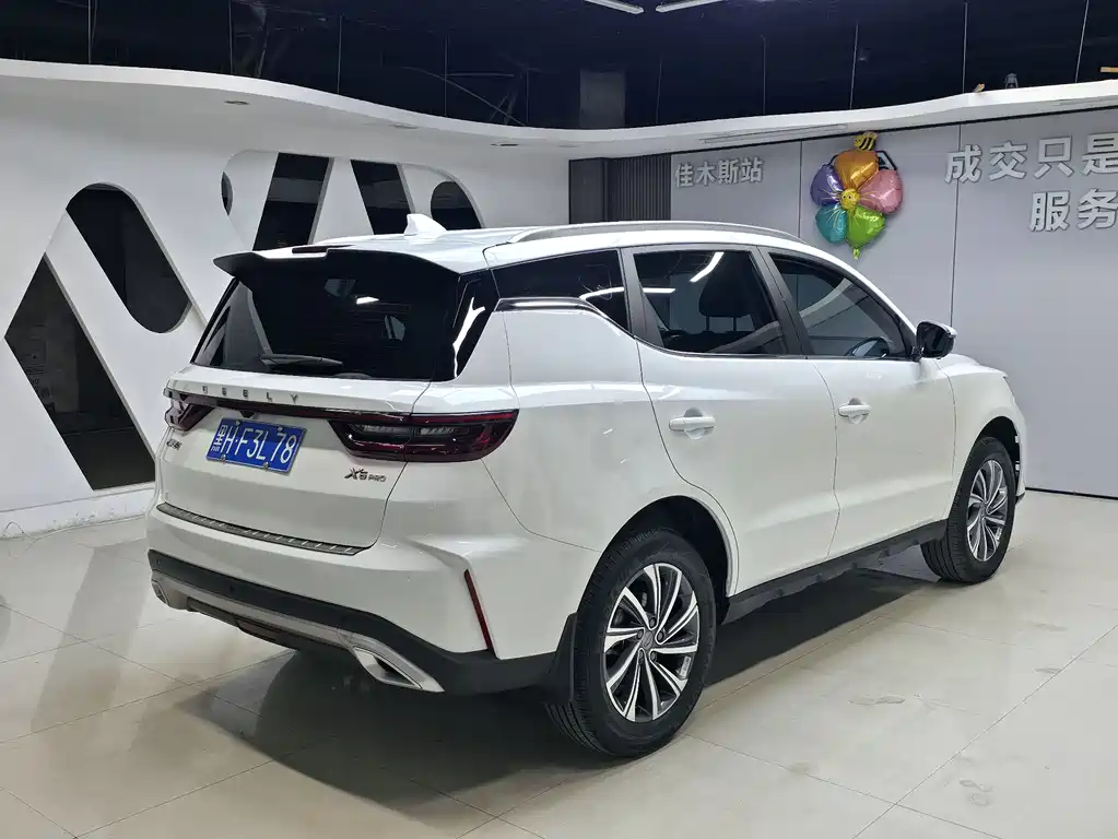 Geely Vision X6 2022 — фото 4