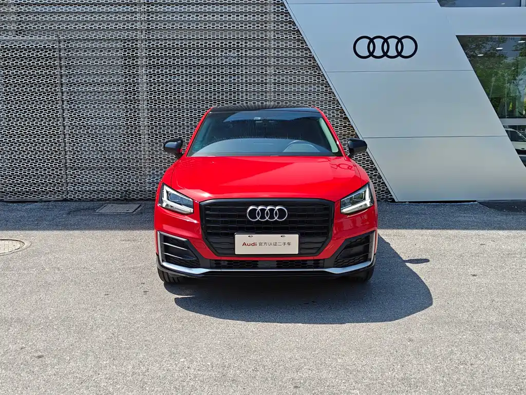 Audi Q2L 2019 — фото 2