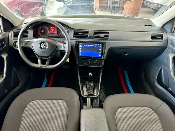 Volkswagen Santana 2021