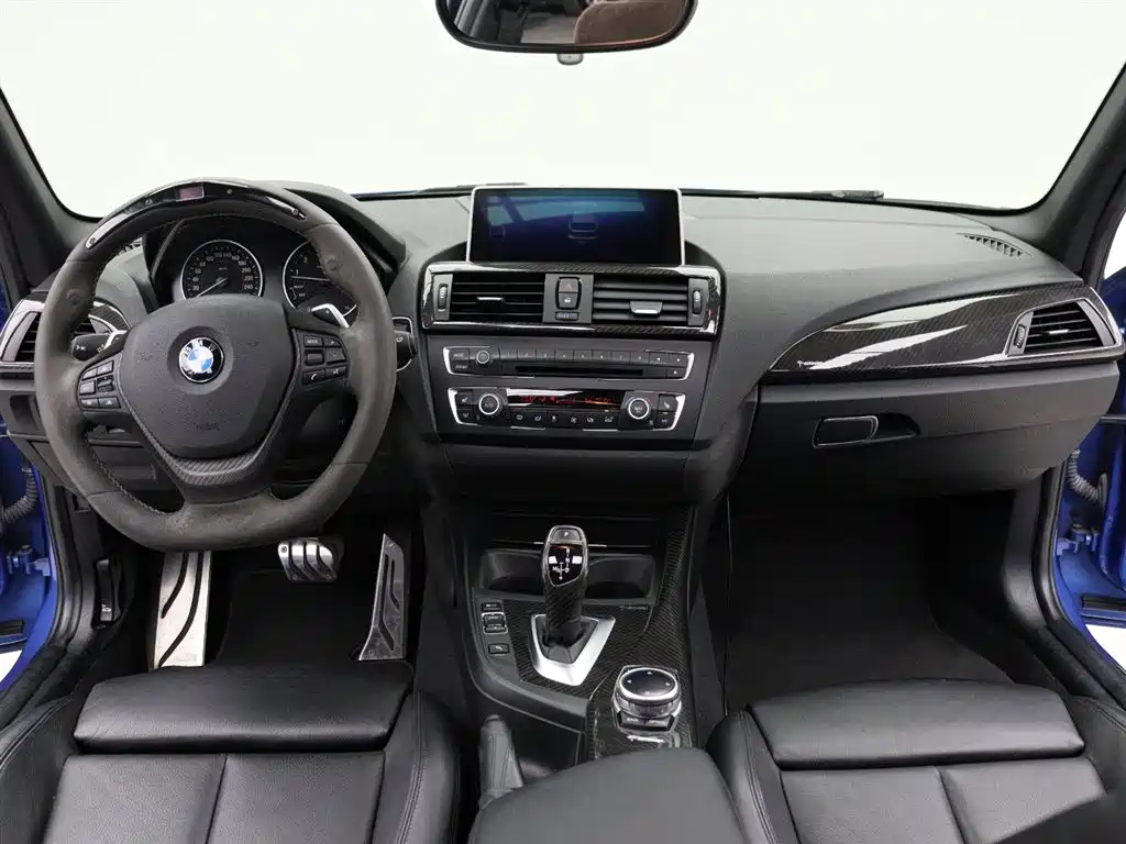 BMW 1 Series 2015 — фото 11