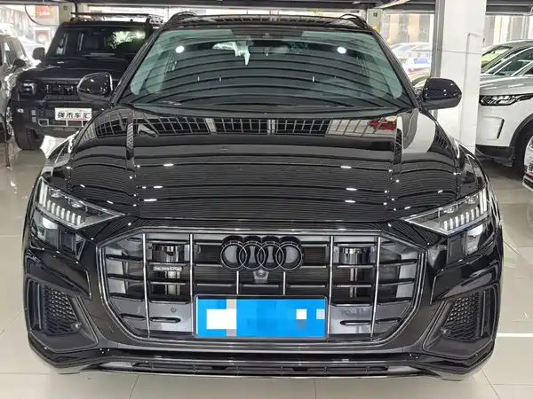 Audi Q8 2024