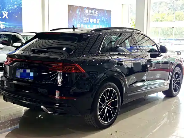 Audi Q8 2024