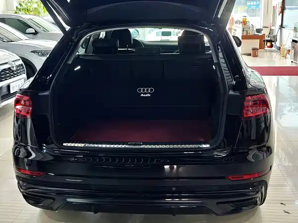 Audi Q8 2024