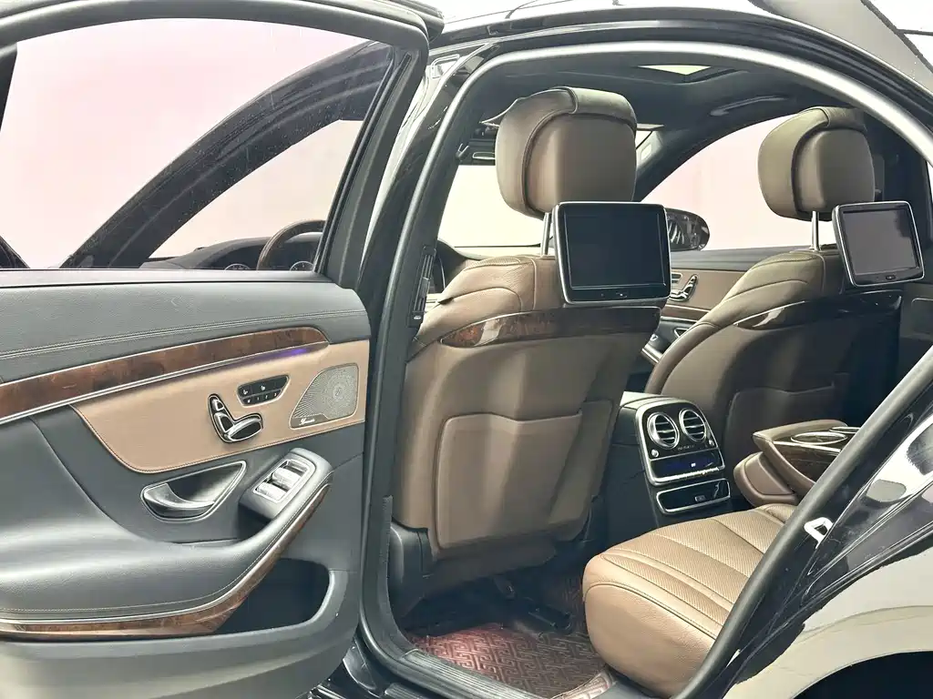 Mercedes-Benz S-Class 2017 — фото 12