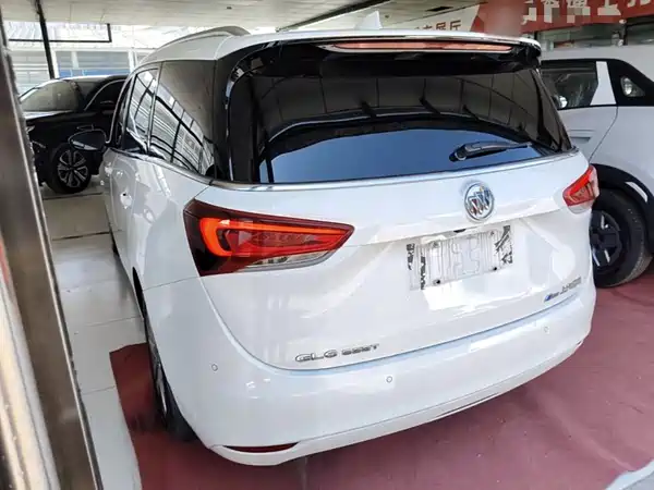 Buick GL6 2023