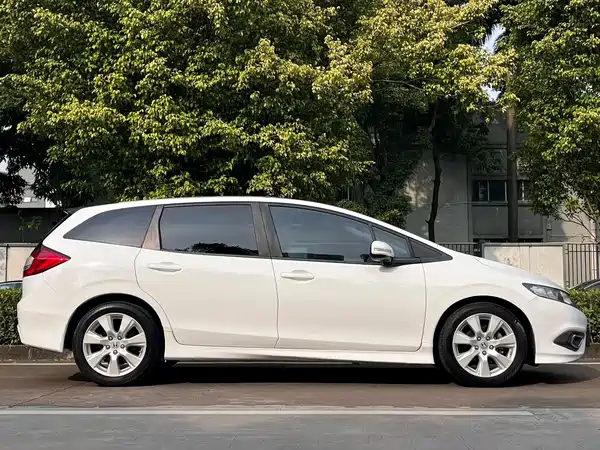 Honda Jade 2014