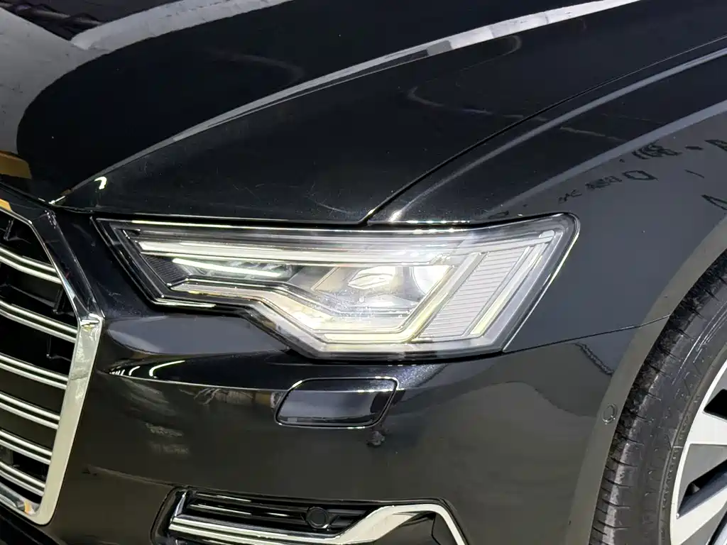 Audi A6L 2023 — фото 8