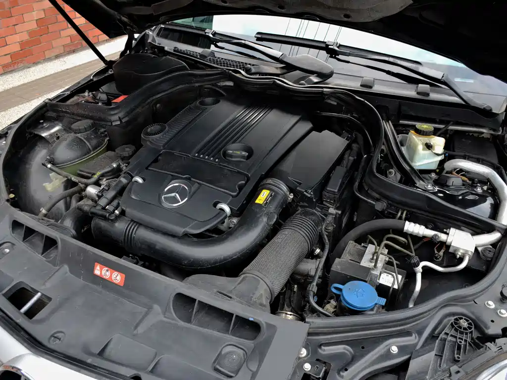 Mercedes-Benz C-Class 2012 — фото 17