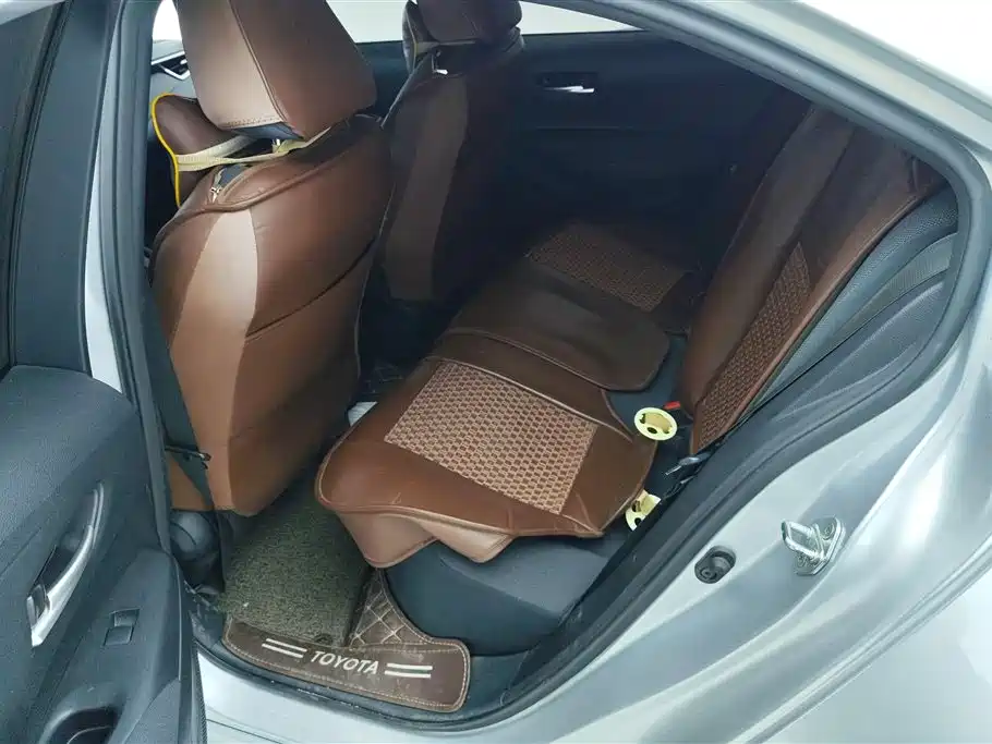 Toyota Corolla 2019 — фото 11