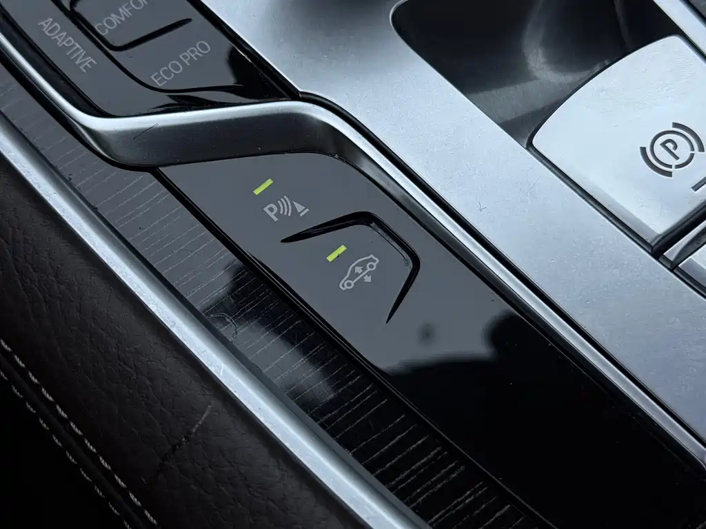 BMW 7 Series 2018 — фото 11