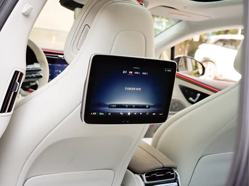 Mercedes-Benz EQS AMG 2025 — фото 18