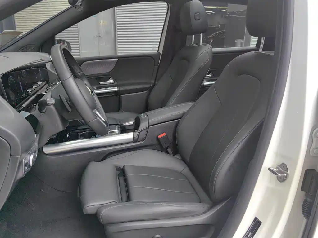 Mercedes-Benz B-Class 2022 — фото 12