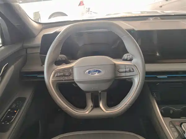Ford Edge 2023