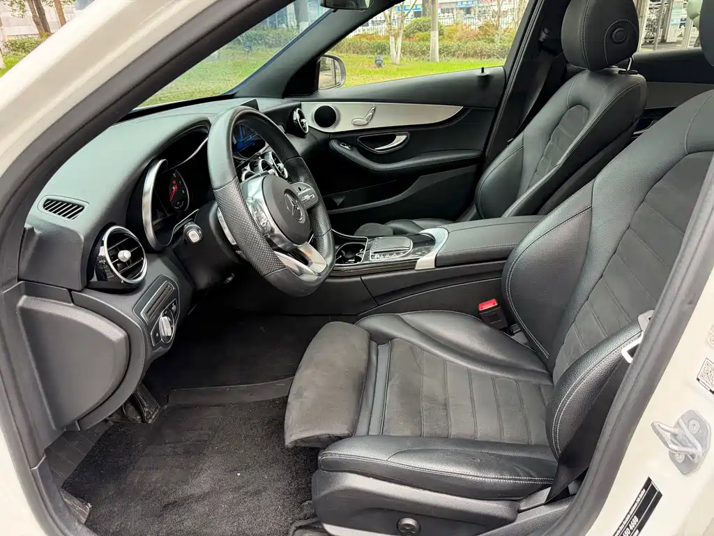 Mercedes-Benz C-Class 2019 — фото 15