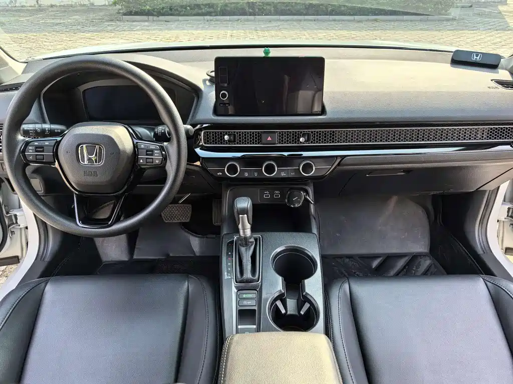 Honda Civic 2023 — фото 13