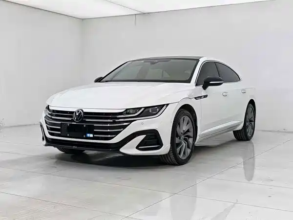 Volkswagen CC 2025