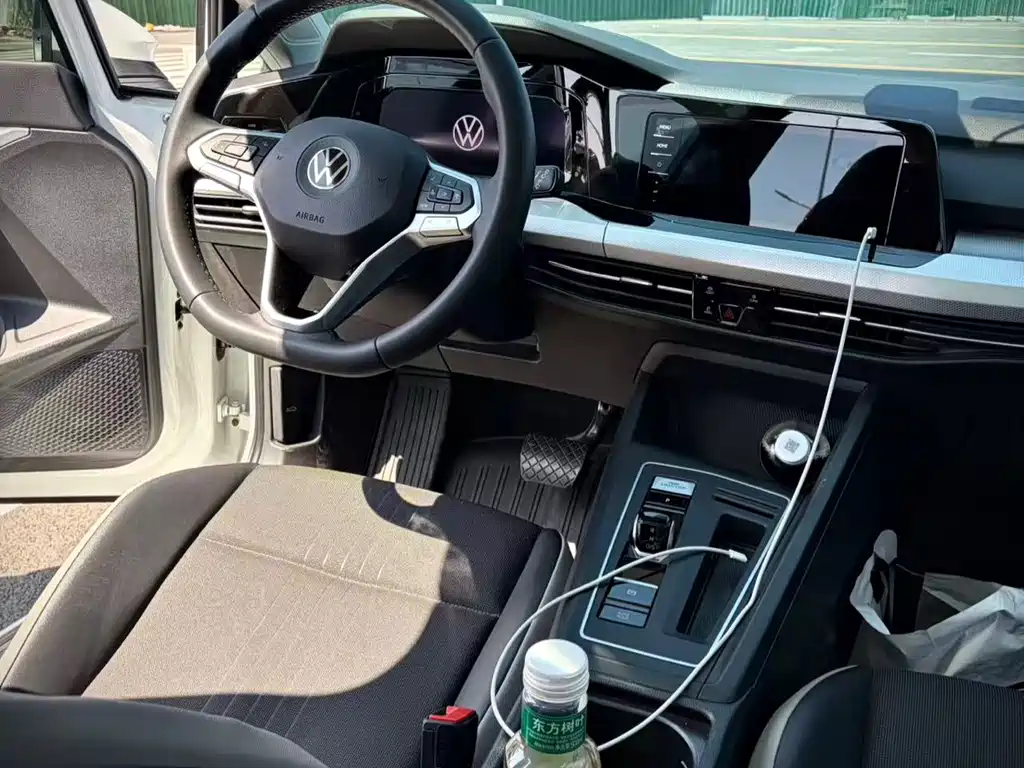 Volkswagen Golf 2022