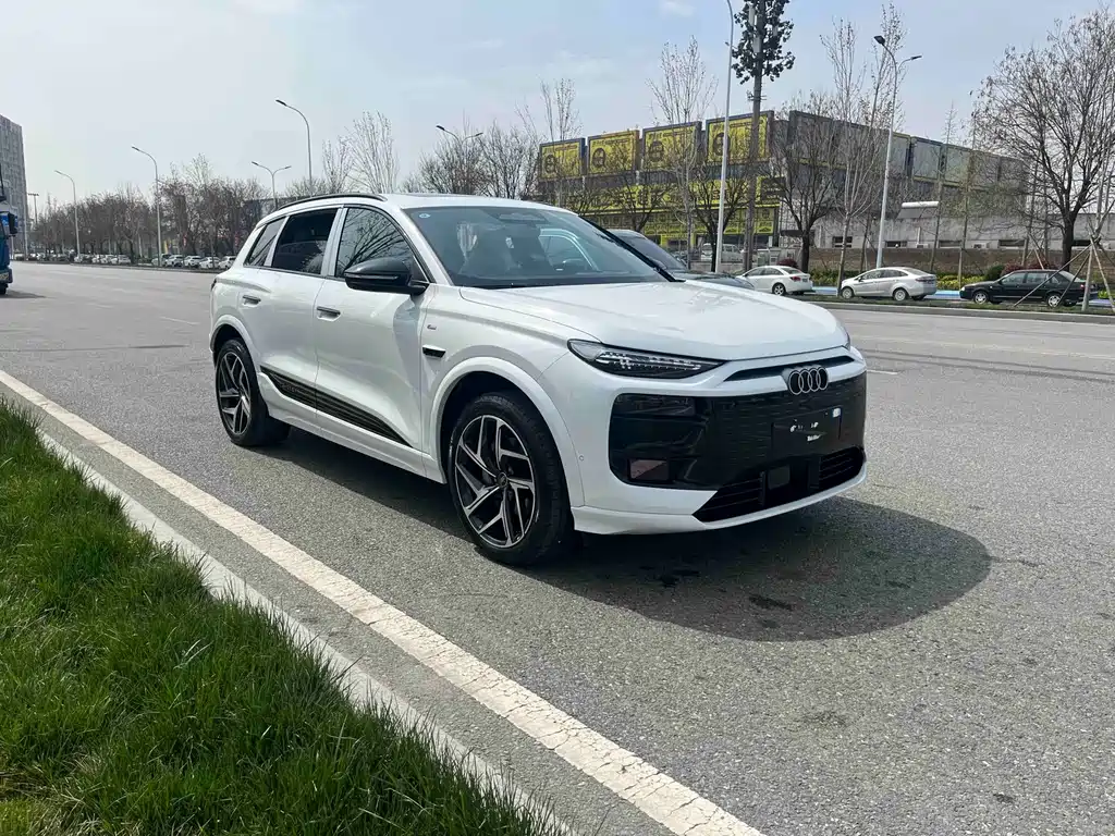Audi Q6L Sportback E-Tron 2026 — фото 3