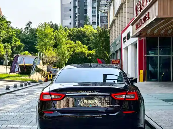 Maserati Quattroporte 2015