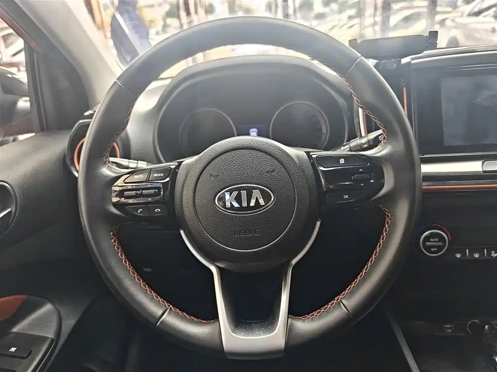 Kia KX1 2019 — фото 3