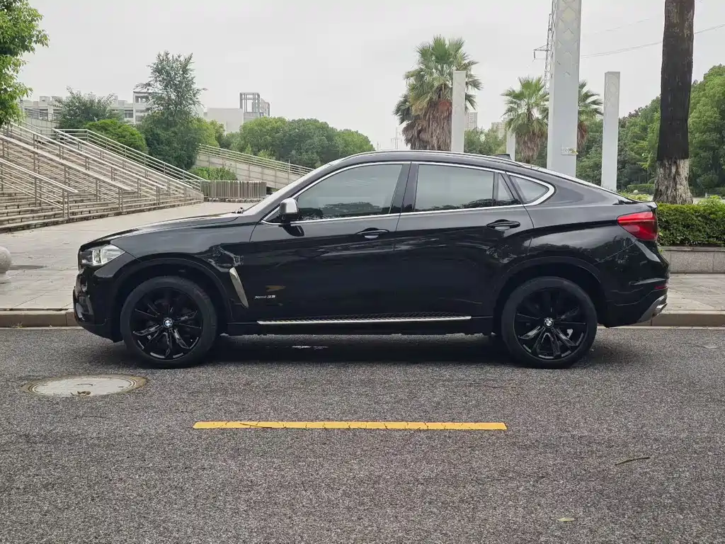 BMW X6 2018 — фото 3