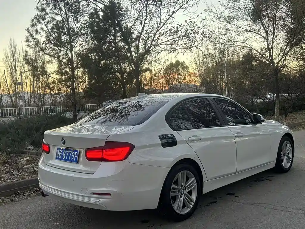 BMW 3 Series 2017