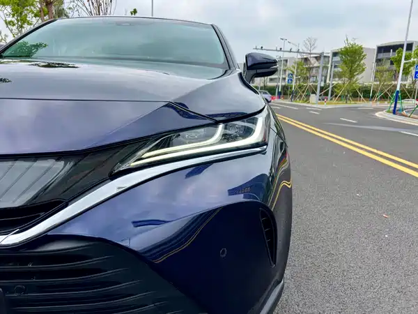 Toyota Harrier 2022