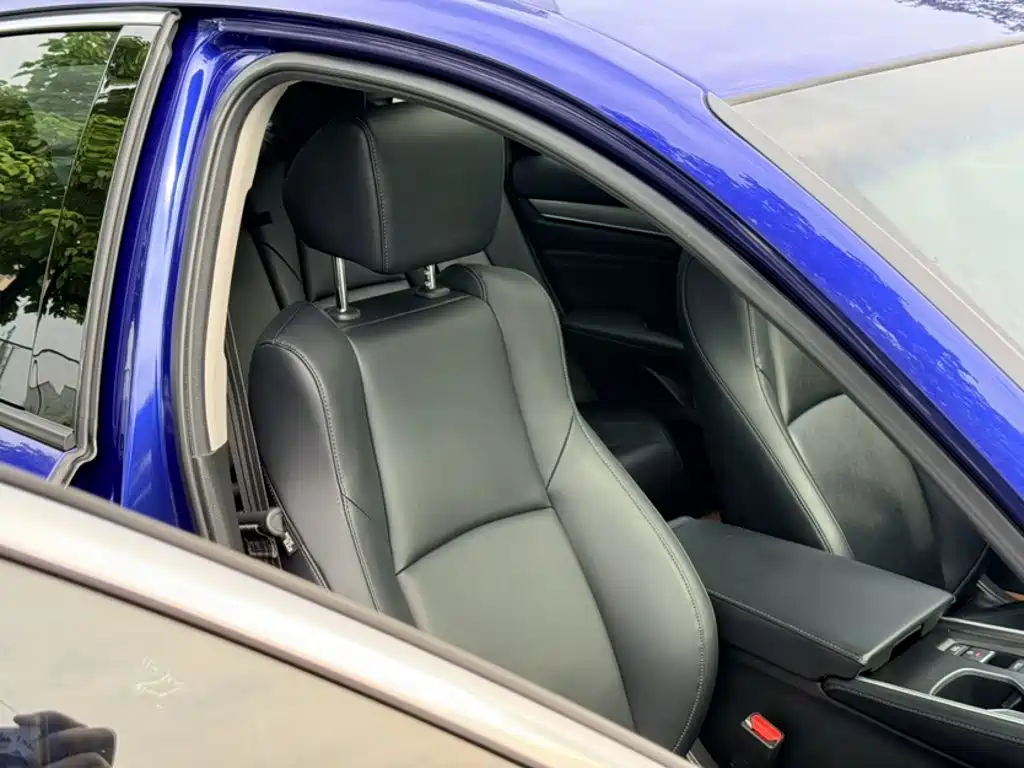 Honda Accord 2018 — фото 13