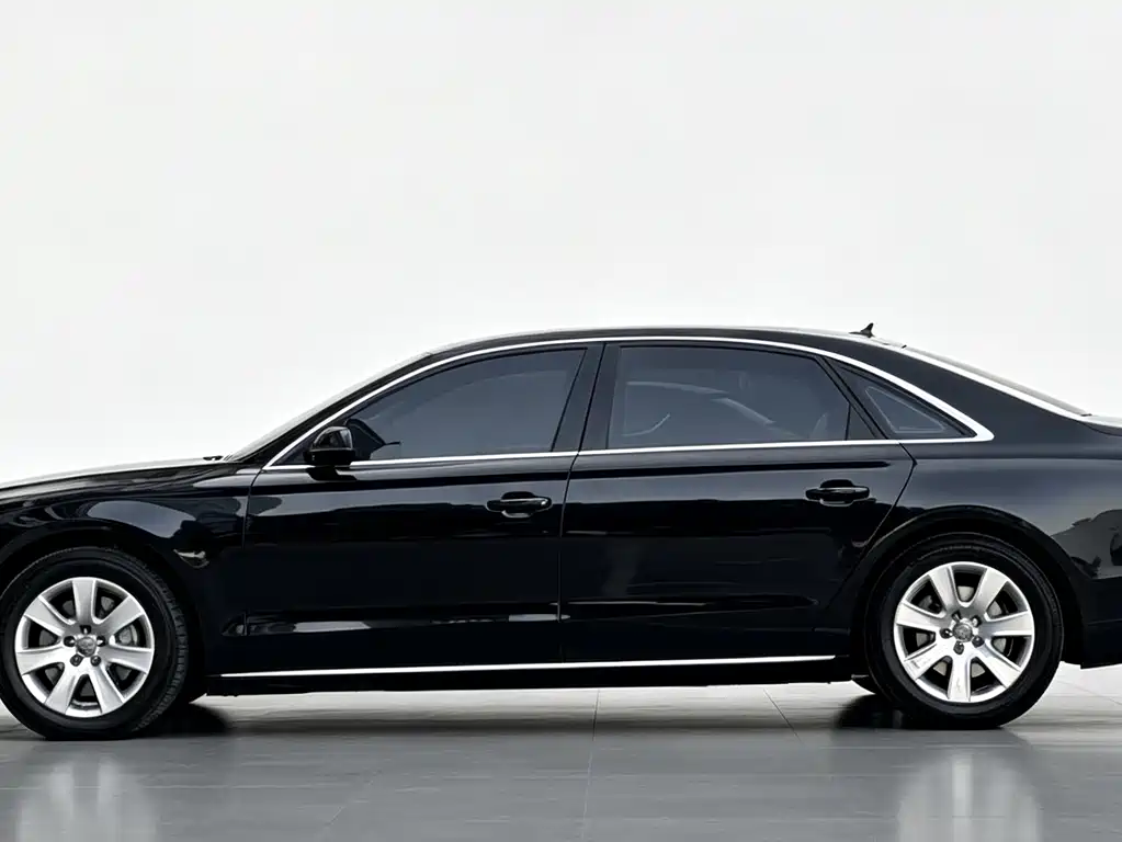 Audi A8 2013