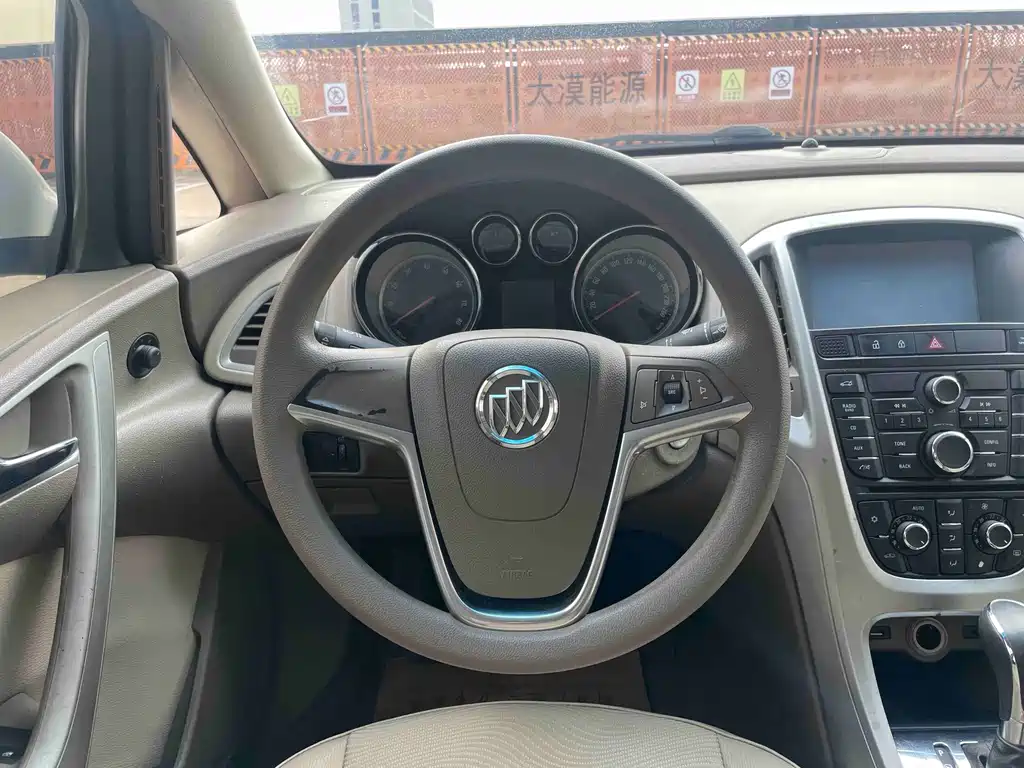 Buick Excelle GT 2014 — фото 15