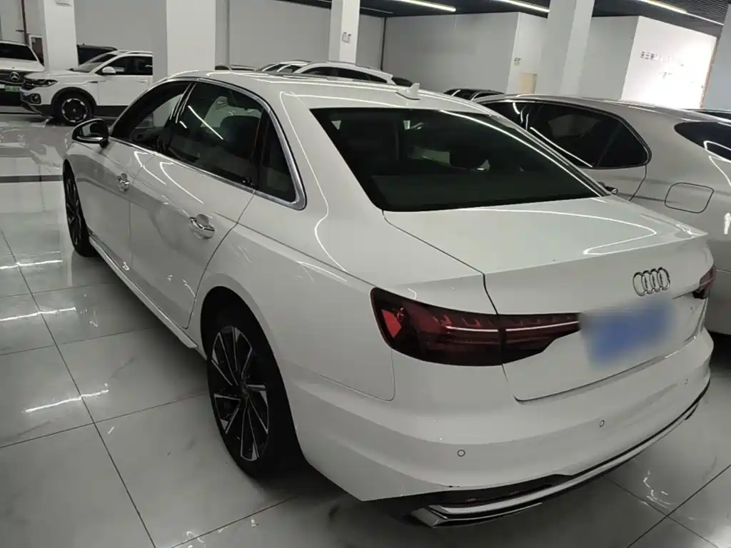 Audi A4L 2022
