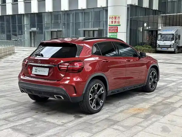 Mercedes-Benz GLA 2019