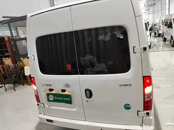 Maxus V80 2026