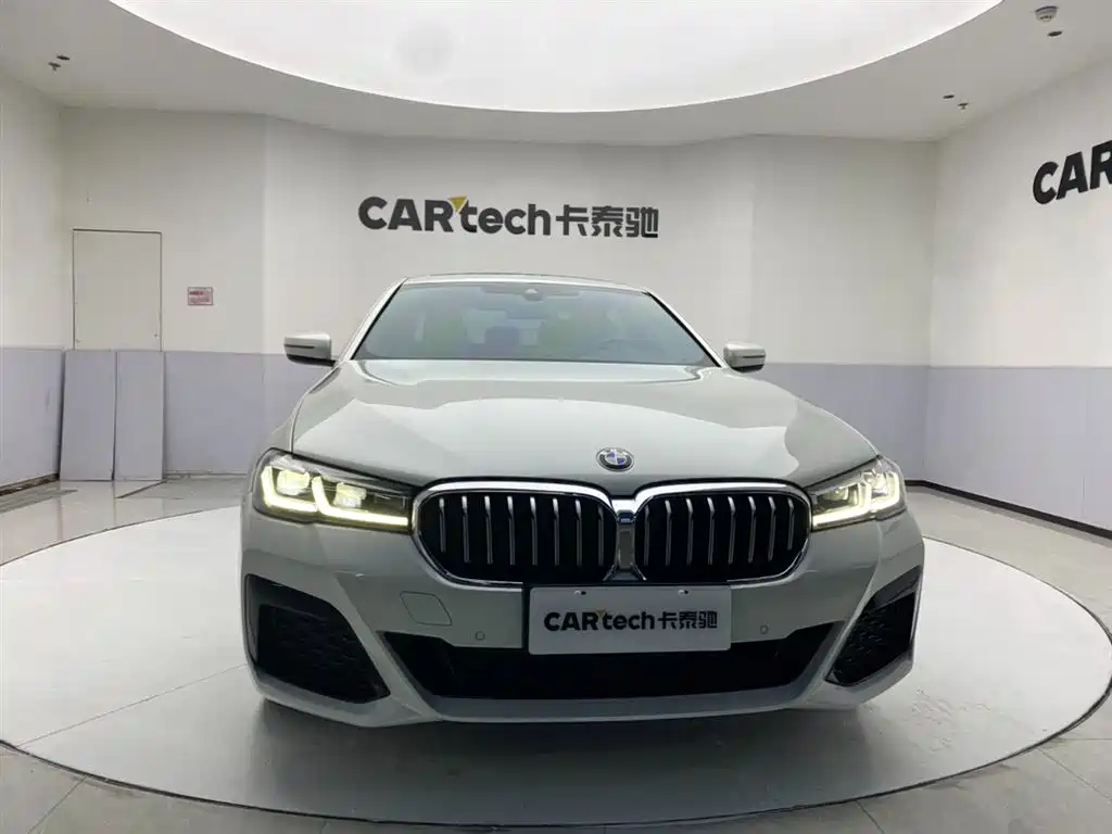 BMW 5 Series 2022