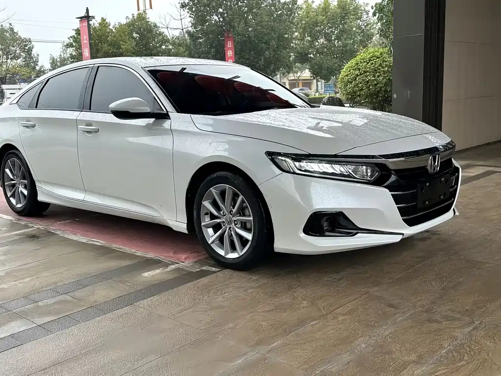 Honda Accord 2022 — фото 3