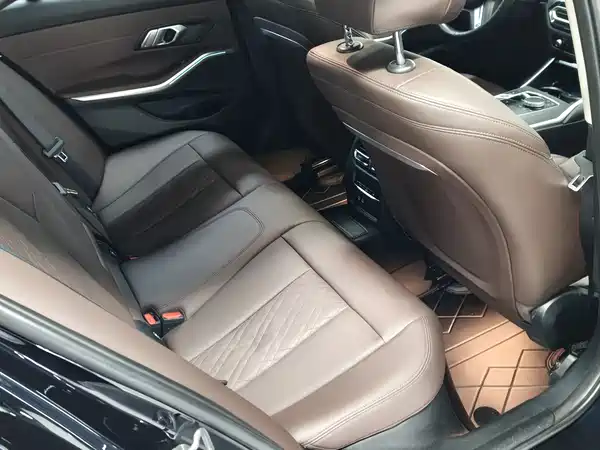 BMW 3 Series 2023