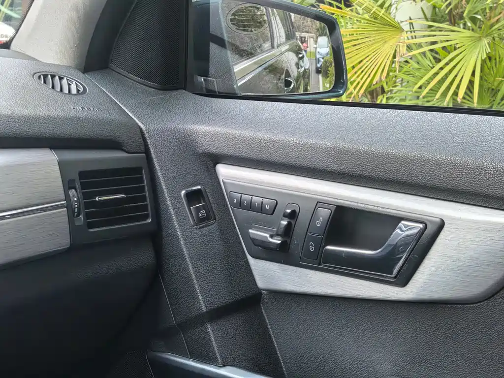 Mercedes-Benz GLK-Class 2010 — фото 17