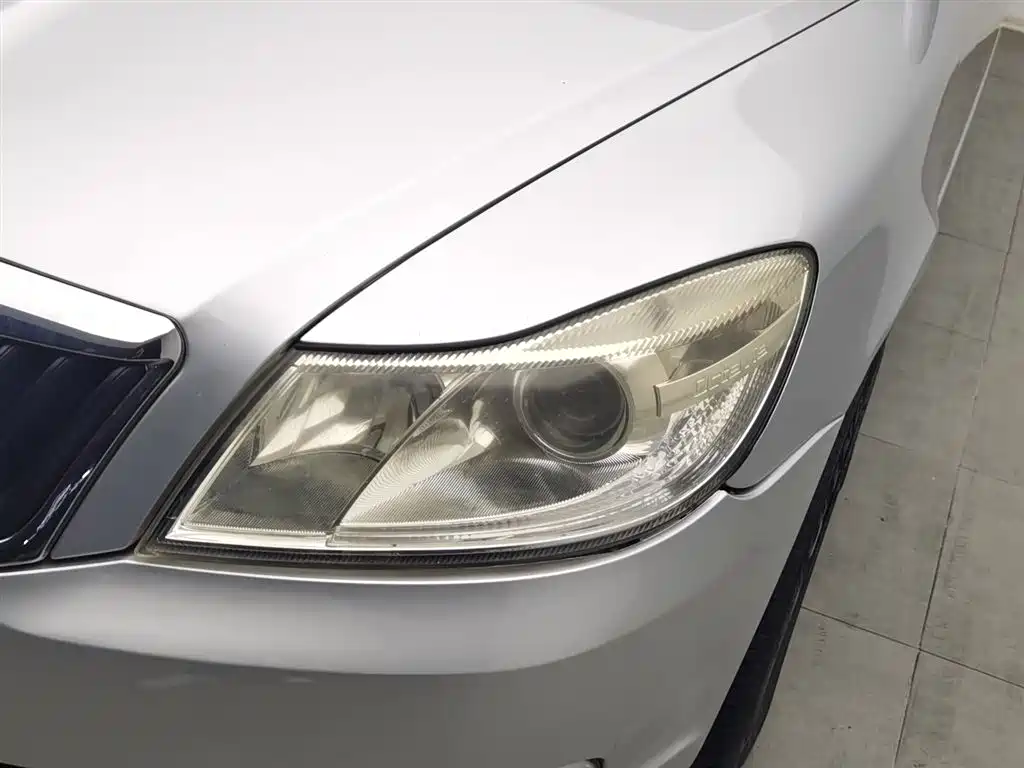 Skoda Octavia 2015 — фото 7