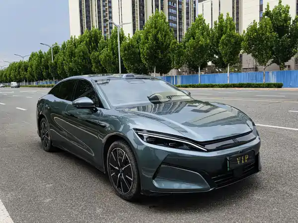 BYD Han L 2025