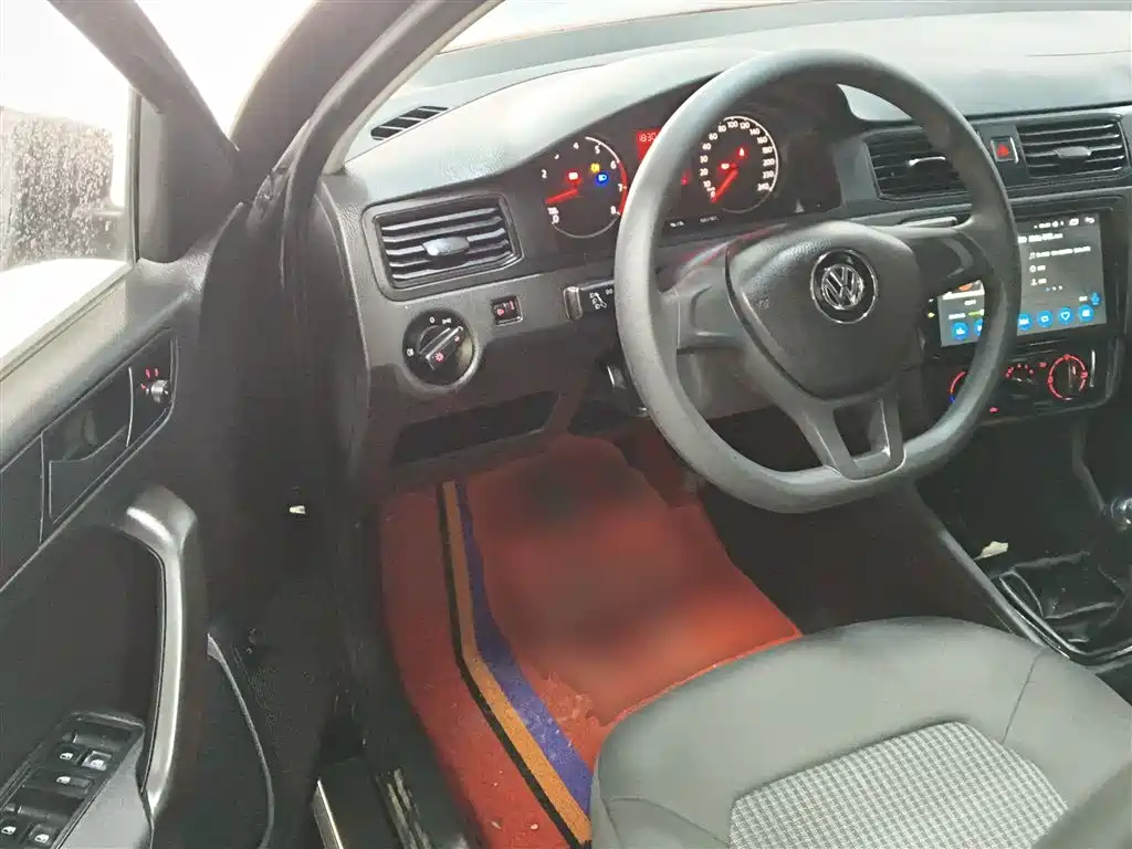 Volkswagen Santana 2018 — фото 13