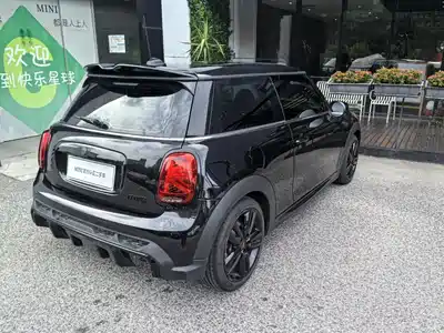 MINI MINI 2022