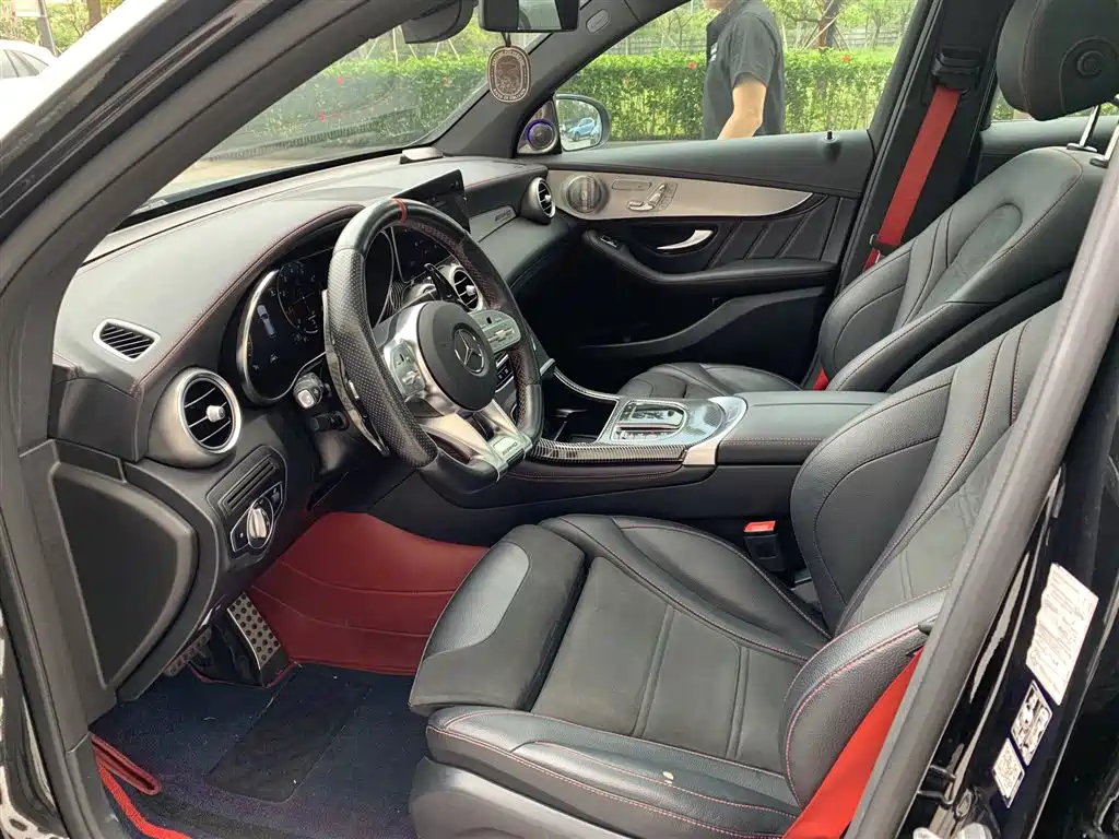 Mercedes-Benz GLC AMG 2020 — фото 6