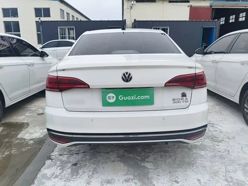 Volkswagen Bora 2023