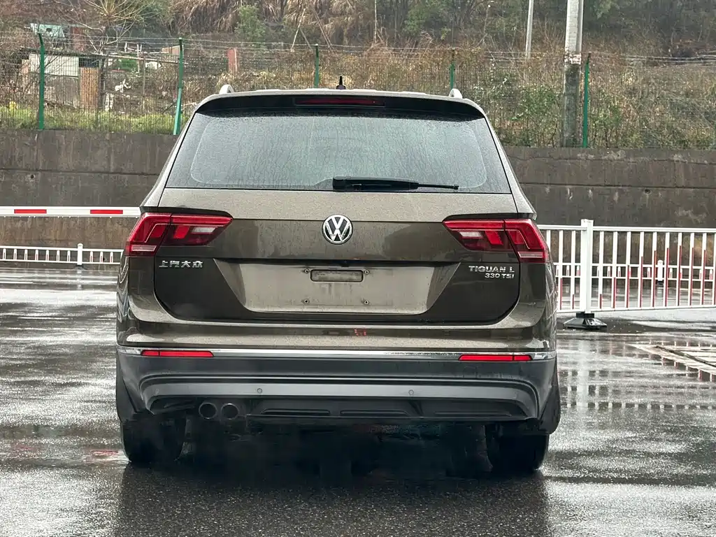 Volkswagen Tiguan L 2018 — фото 14