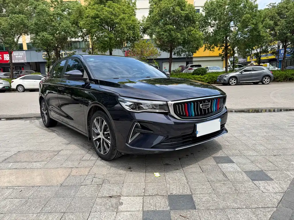 Geely Emgrand 2022 — фото 3