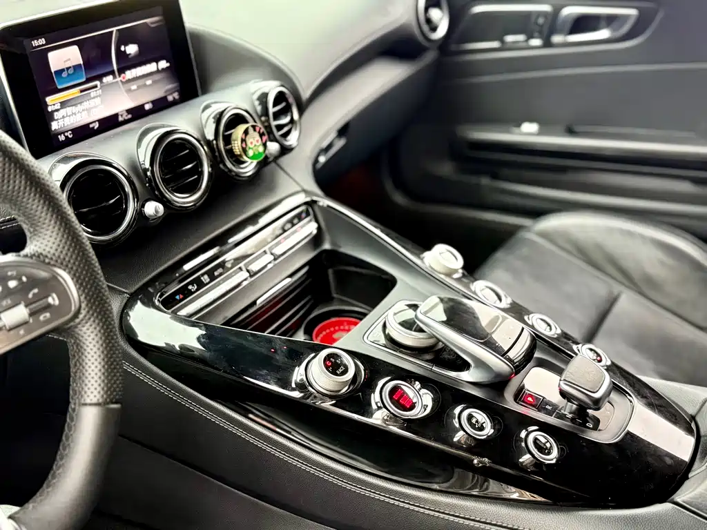Mercedes-Benz AMG GT 2016 — фото 15