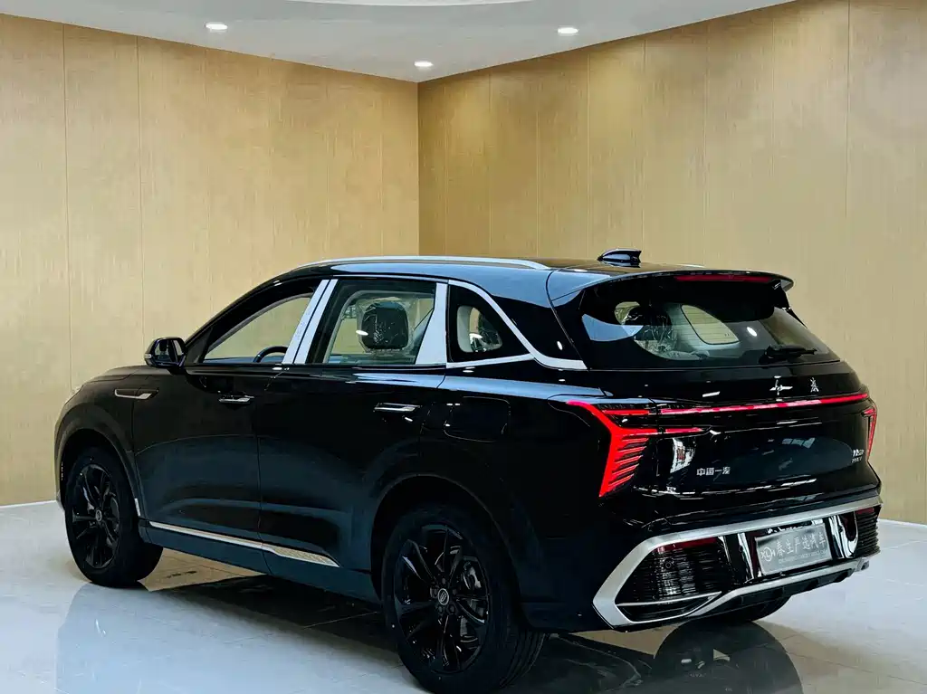 Hongqi HS3 PHEV 2026 — фото 13